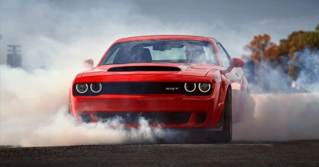 636272846856853559-2018-Dodge-Demon-01